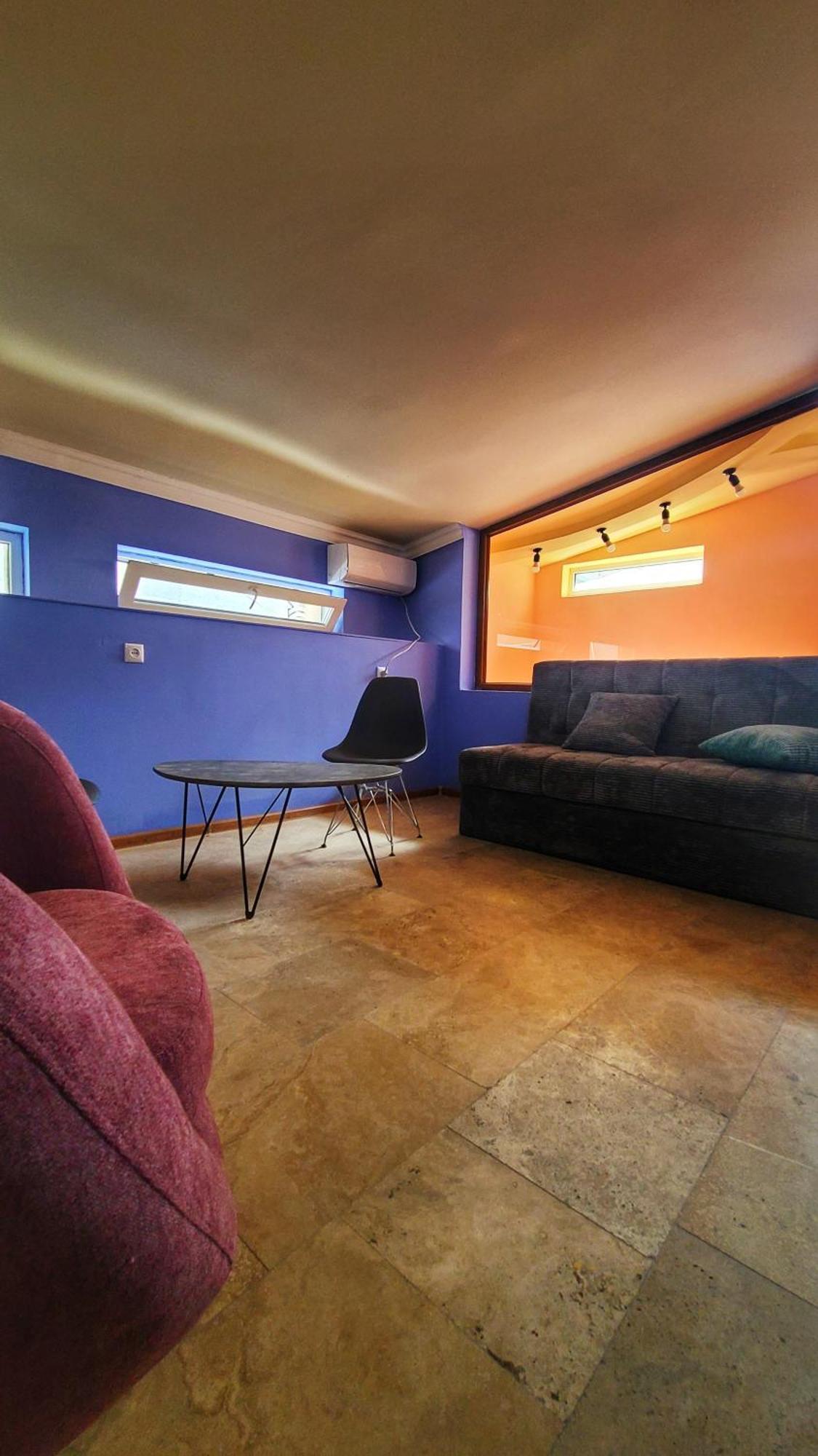Capsula Hotel Erevan Esterno foto